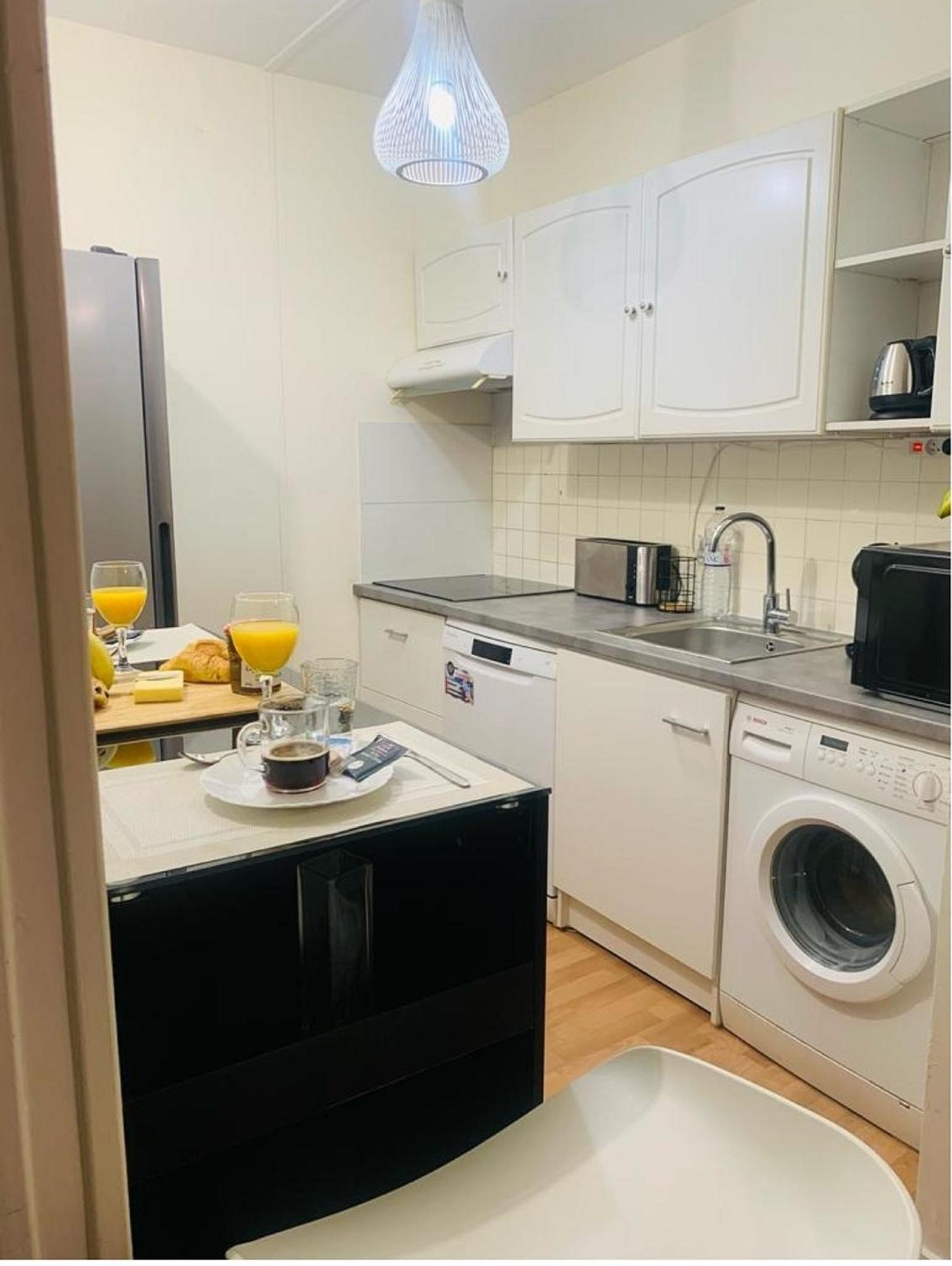Appartement Calme Et Chaleureux Proche De Paris Курбьовоа Екстериор снимка